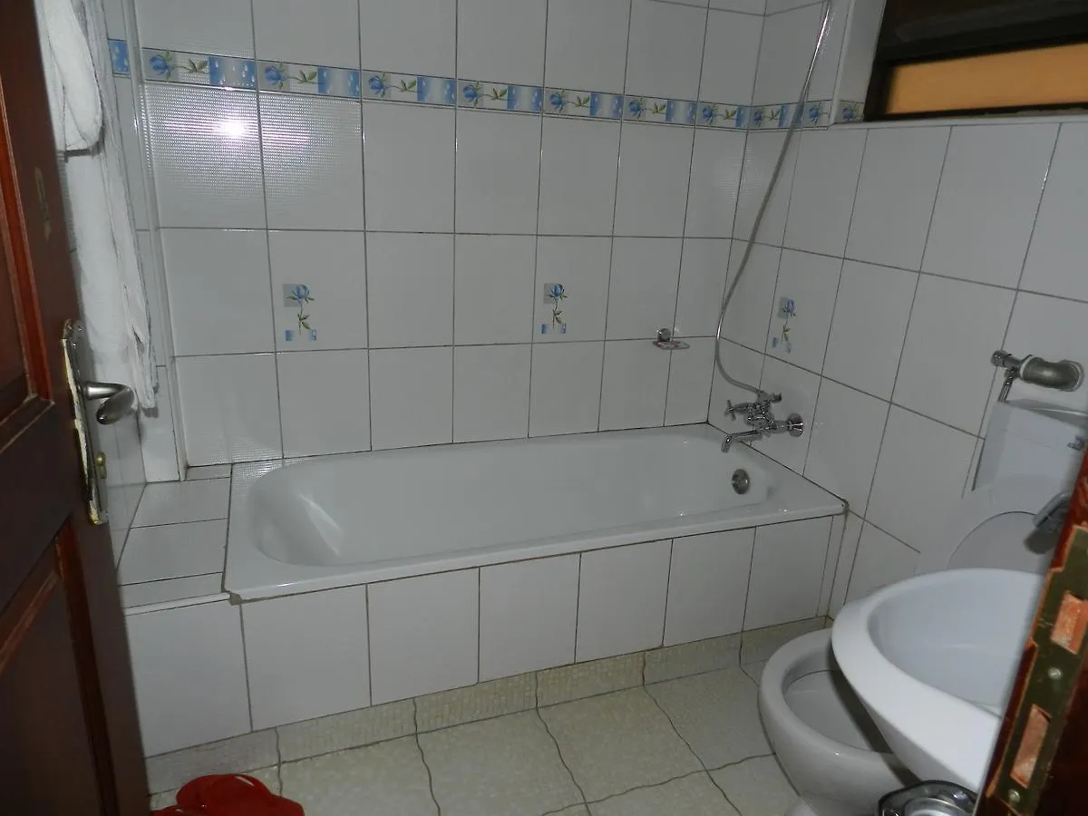 Hotel Jfrigh Makerere Uganda