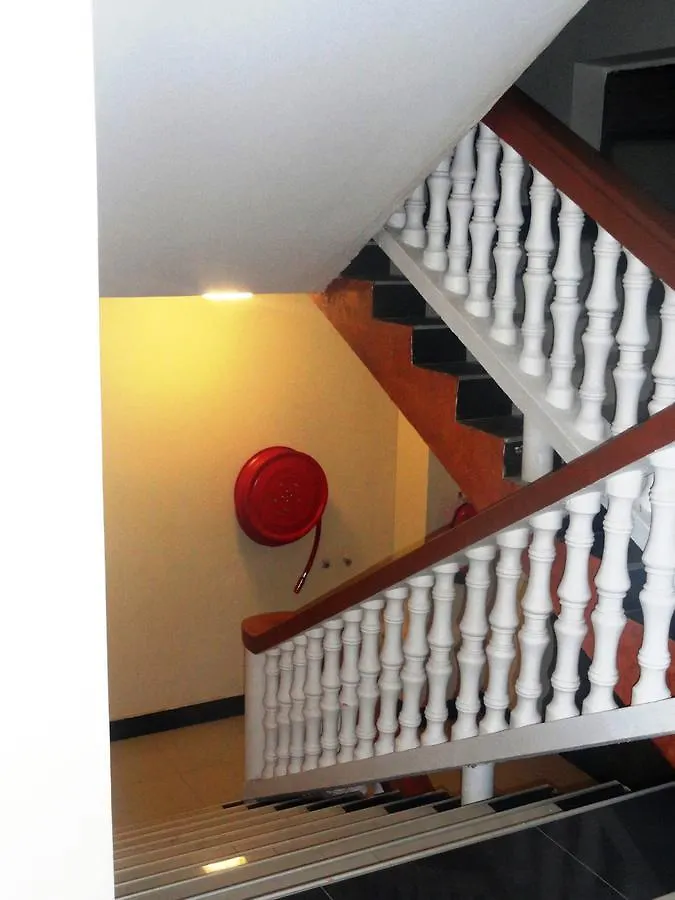 Hotel Jfrigh Makerere