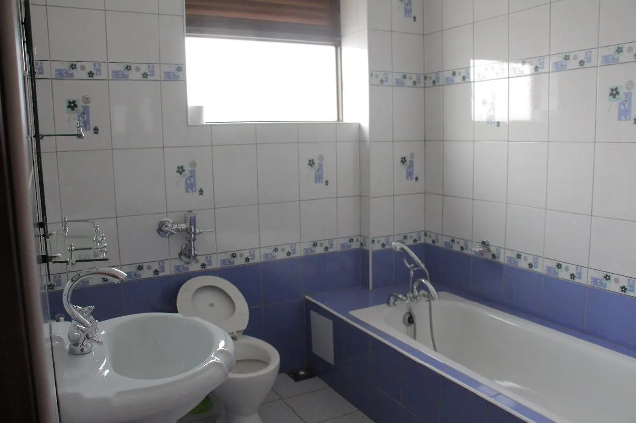 Hotel Jfrigh Makerere