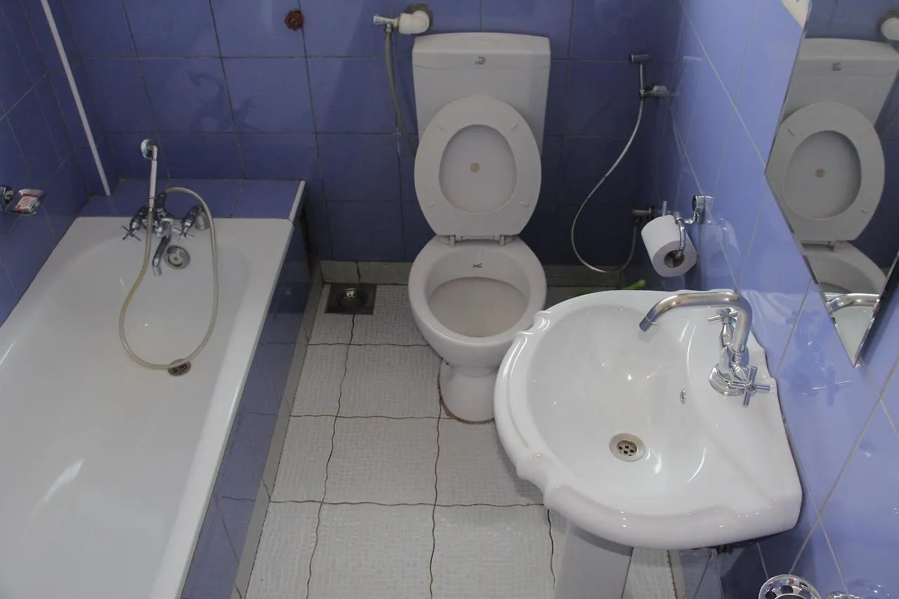 Hotel Jfrigh Makerere